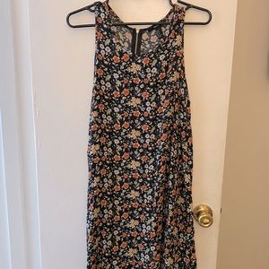 Forever 21 Sleeveless Floral Dress Zipper Closure